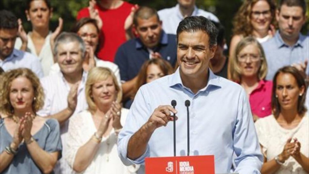 Pedro Sánchez ha reclamado a Pablo Iglesias y Albert Rivera que se sumen a un gobierno