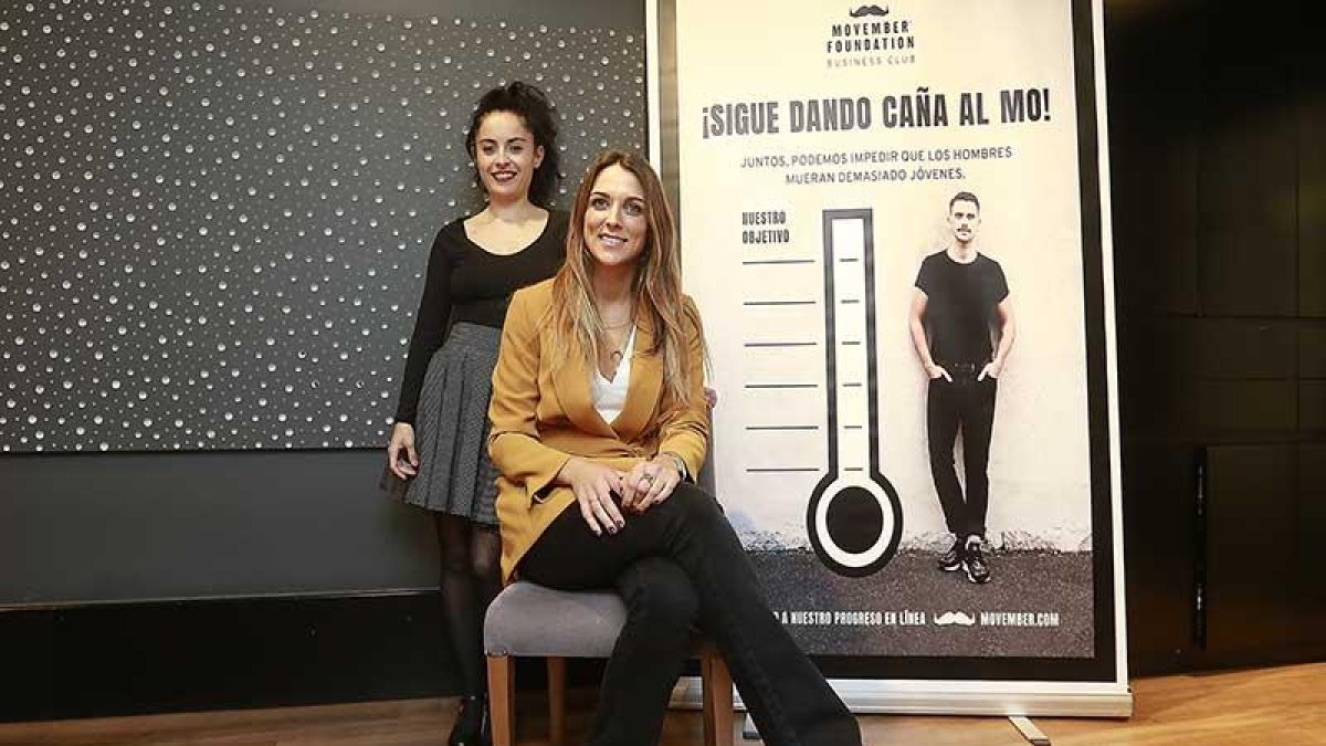 Tamar Losantos y Carla González son las responsables del movimiento en Burgos.-RAÚL G. OCHOA