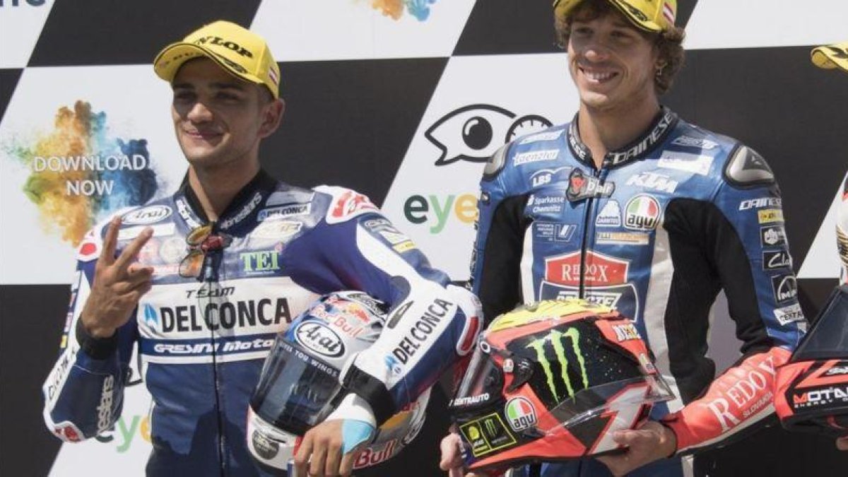 Jorge Martin (Honda) y Marco Bezzecchi (KTM), en Spielberg (Austria).-GETTY / MIRCO LAZZARI