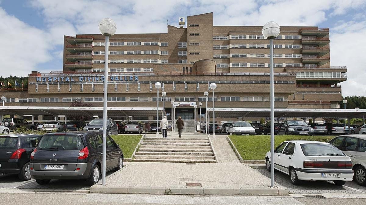 Vista exterior del hospital Divino Valles.