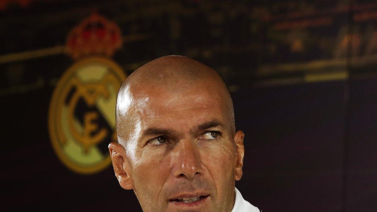 Zinedine Zidane, técnico del Madrid, en rueda de prensa.-EFE