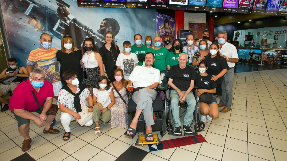 Dabiz Riaño asistió el jueves al primer y único pase, al menos de momento, en Burgos. La cinta se proyectó en cines Odeón. TOMÁS ALONSO