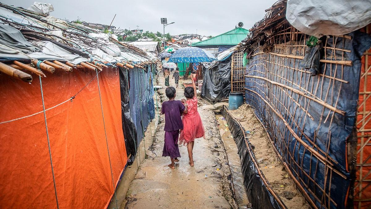 Poblado Rohinya-JONATHAN HYAMS (SAVE THE CHILDREN)