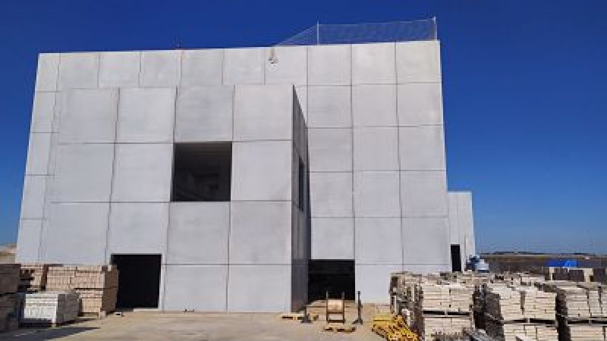 Con la estructura ya levantada, la maquinaria comenzará a llegar este mes. ECB