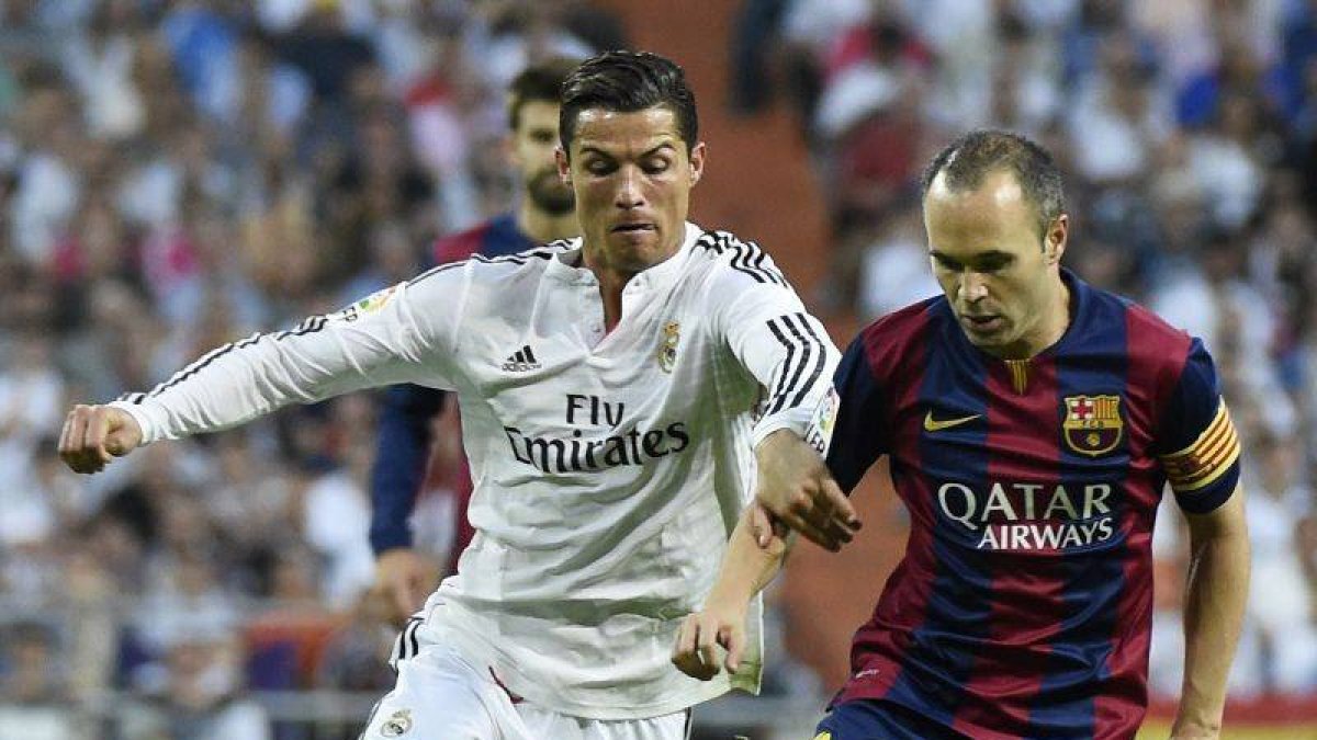 El Barça confirma la lesión muscular de Iniesta