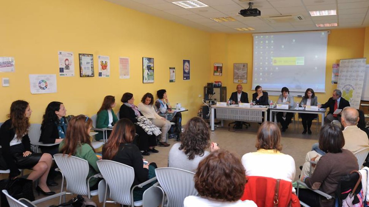La jornada se desarrolló en las instalaciones del Creer con la presencia de Jesús Fuertes.-ISRAEL L. MURILLO