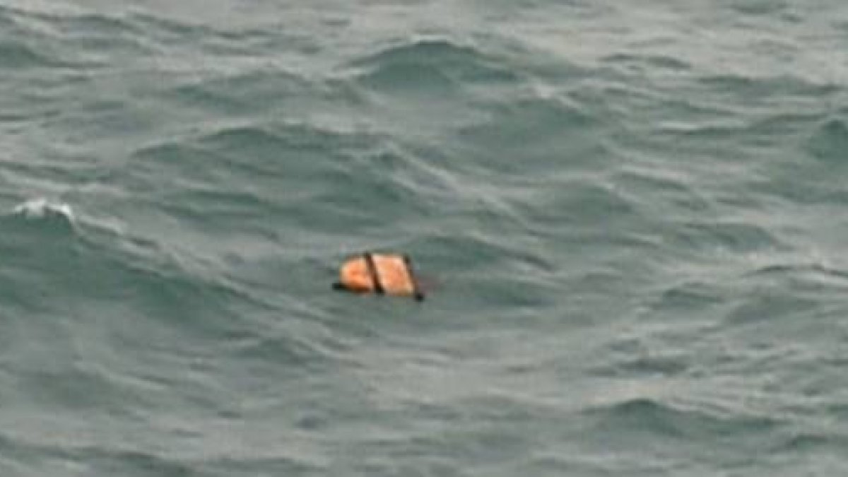 Restos del avión de AirAsia hallados en el mar de Java-Foto: AFP/ BAY ISMOYO