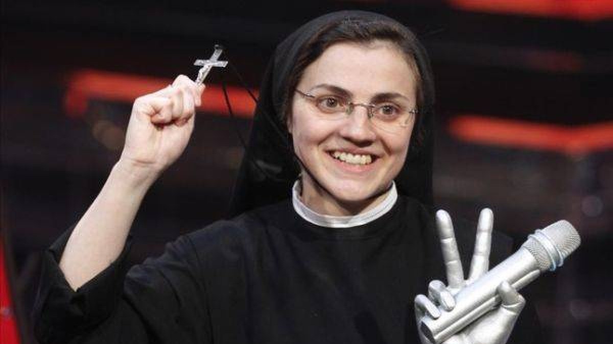 La hermana Cristina Scuccia, tras ganar 'La voz' en Italia.-Foto: AP / LUCA BRUNO