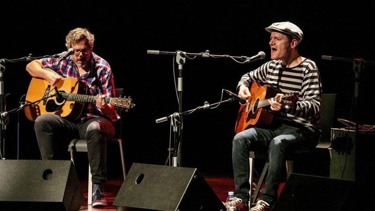 El concierto se celebró anoche en el auditorio Cultural Cordón de la calle Santander. TOMÁS ALONSO