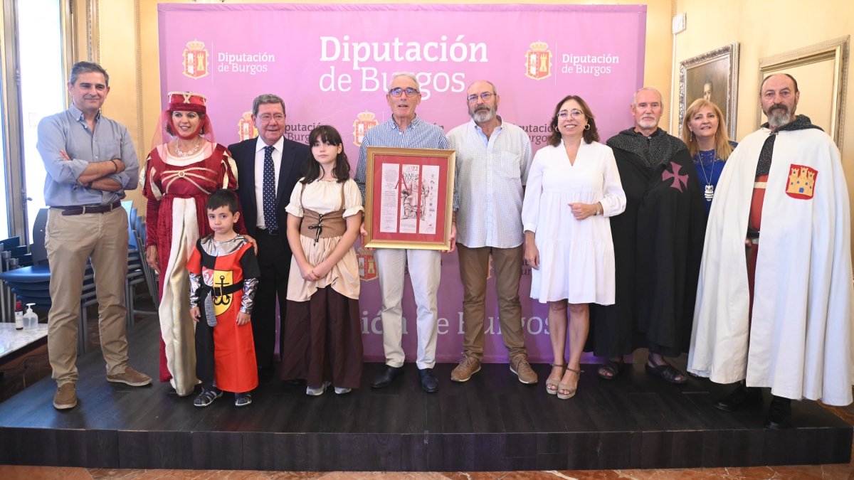 La Asociación 'El Cid pasó por Huerta' de Huerta de Rey ha recogido el Premio Álvar Fáñez del Camino del Cid. ECB
