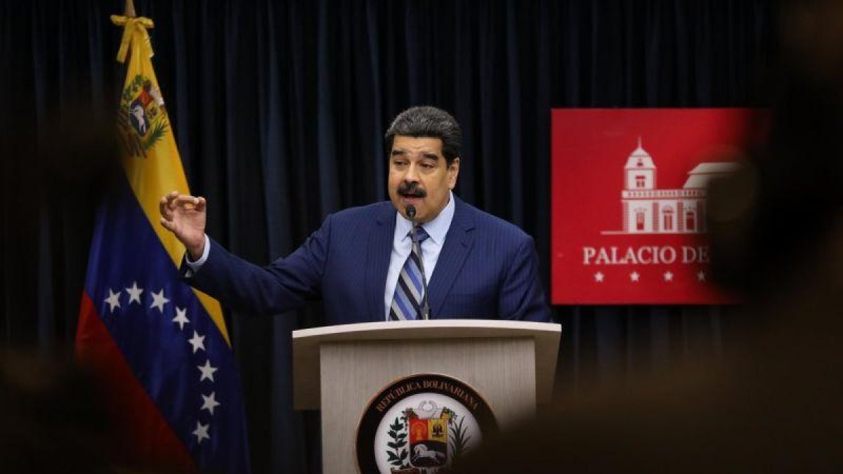 El presidente venezolano Nicolas Maduro habla durante una rueda de prensa en la Sala de Prensa Simon Bolivar del palacio de Miraflores en Caracas Venezuela. EFE Cristian Hernandez-EFE