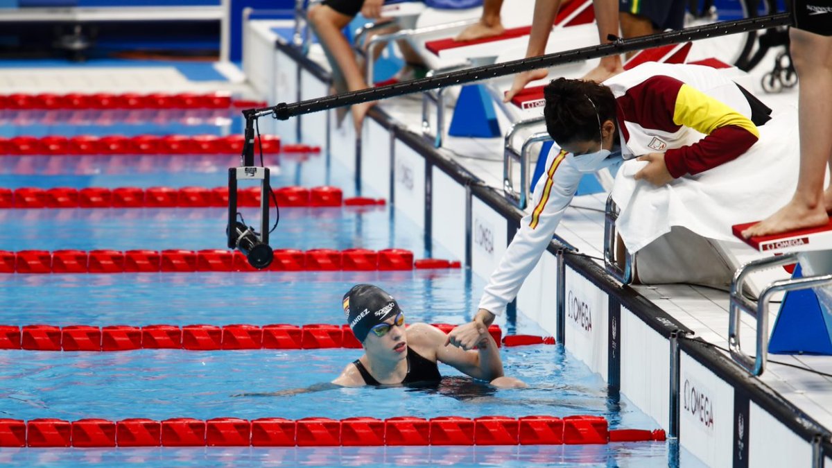 Marta Fernández roza la segunda medalla. @Paralimpicos