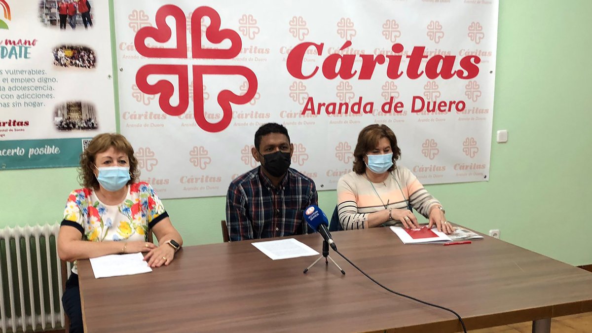 Presentación de la memoria de Cáritas. L.V.
