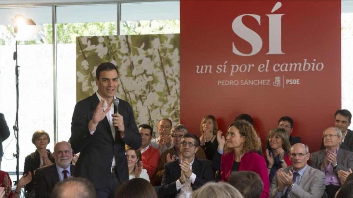 Pedro Sánchez, el pasado domingo en Barcelona.-JOSEP GARCIA