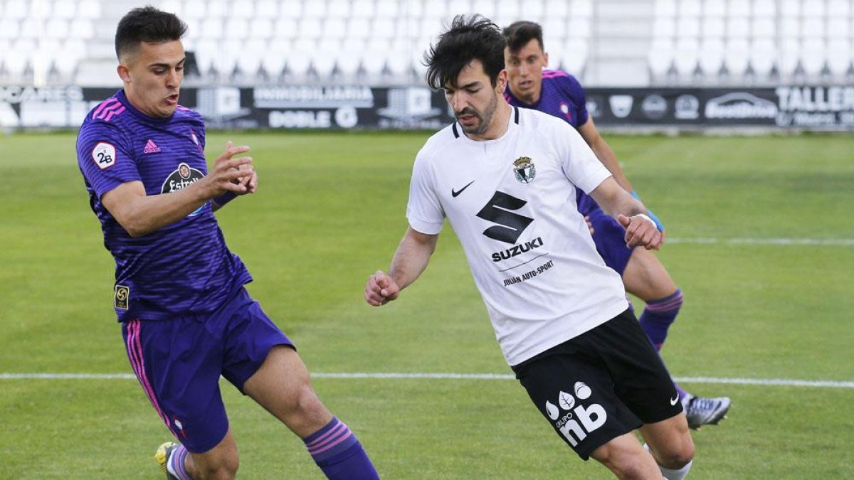 Chevi no podrá jugar ante el Fuenlabrada por acumulación de amonestaciones.-SANTI OTERO