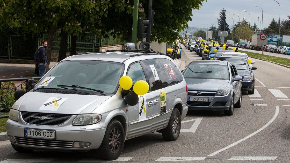 Los trabajadores temporales públicos de Burgos se manifiestan para pedir una solución “justa”. ICAL