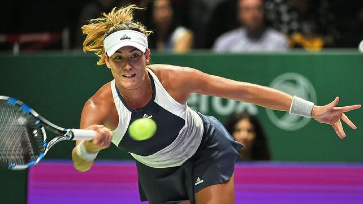 Garbiñe Muguruza, durante el partido contra Angelique Kerber, en las finales de la WTA.-AFP / ROSLAN RAHMAN