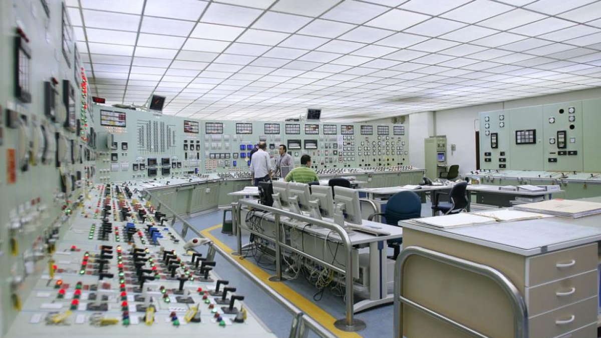 La plantilla de la central nuclear de Santa María de Garoña sigue desarrollando su trabajo con total normalidad.-ISRAEL L. MURILLO