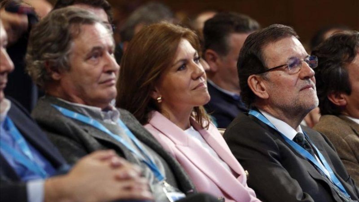 López del Hierro, Cospedal y Rajoy.-EL PERIÓDICO