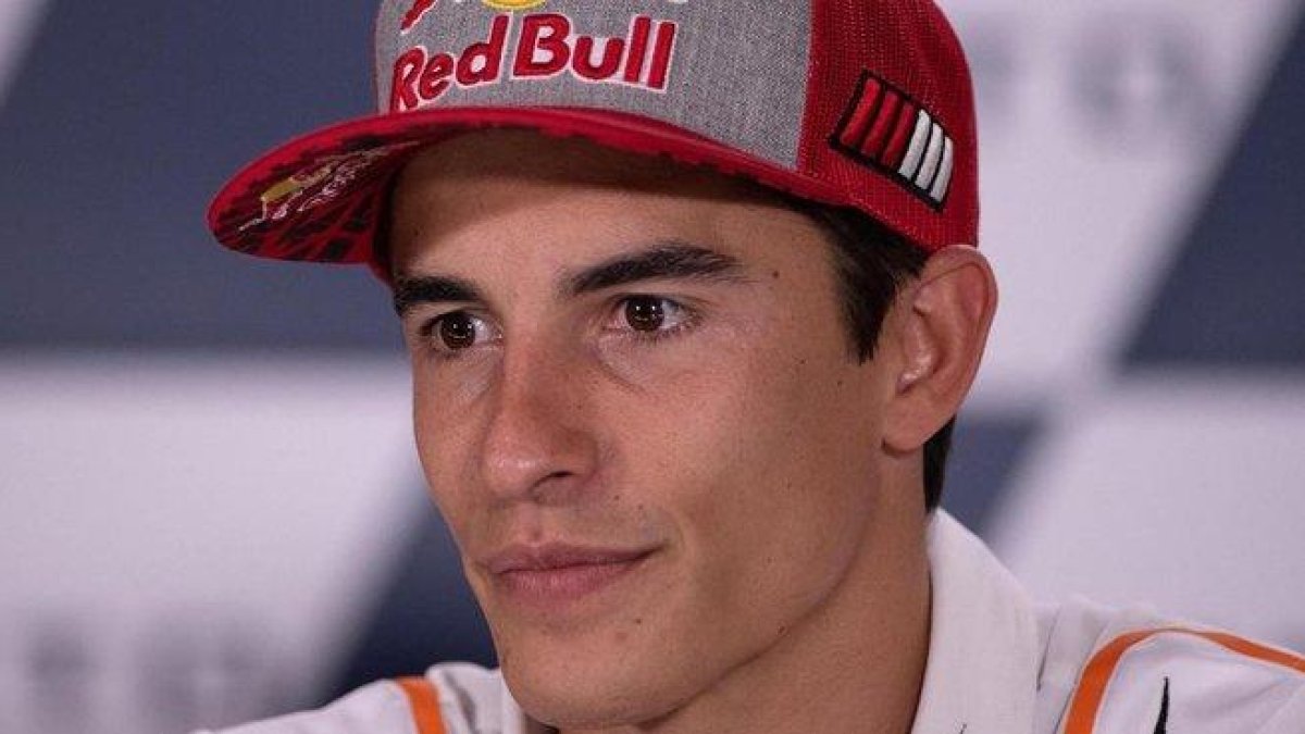 El catalán Marc Márquez (Honda), en la conferencia de prensa de hoy en Misano (Italia).-EFE / LORENZO DI COLA