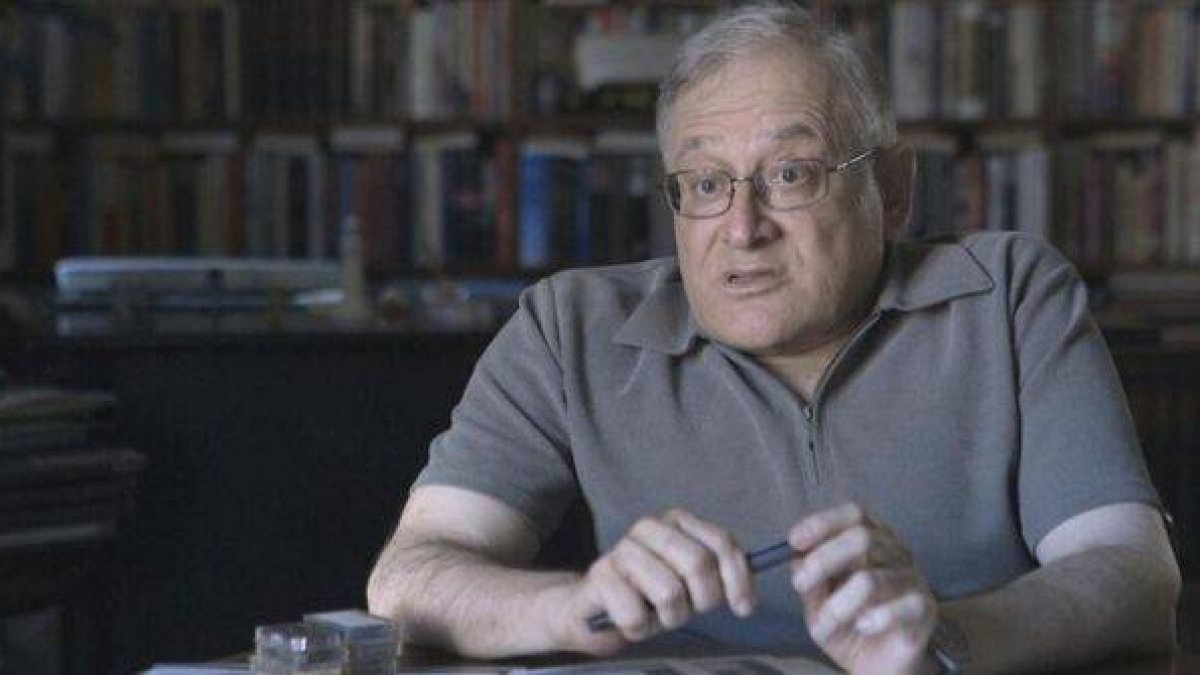 El periodista Xavier Vinader, en un momento del reportaje de 'Sense ficció'.-Foto: TVC