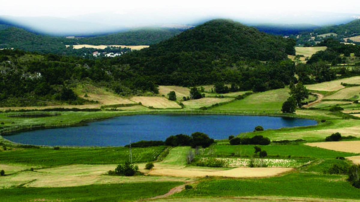 El pueblo de Cernégula, al norte de la Merindad de Río Ubierna. I. L. MURILLO