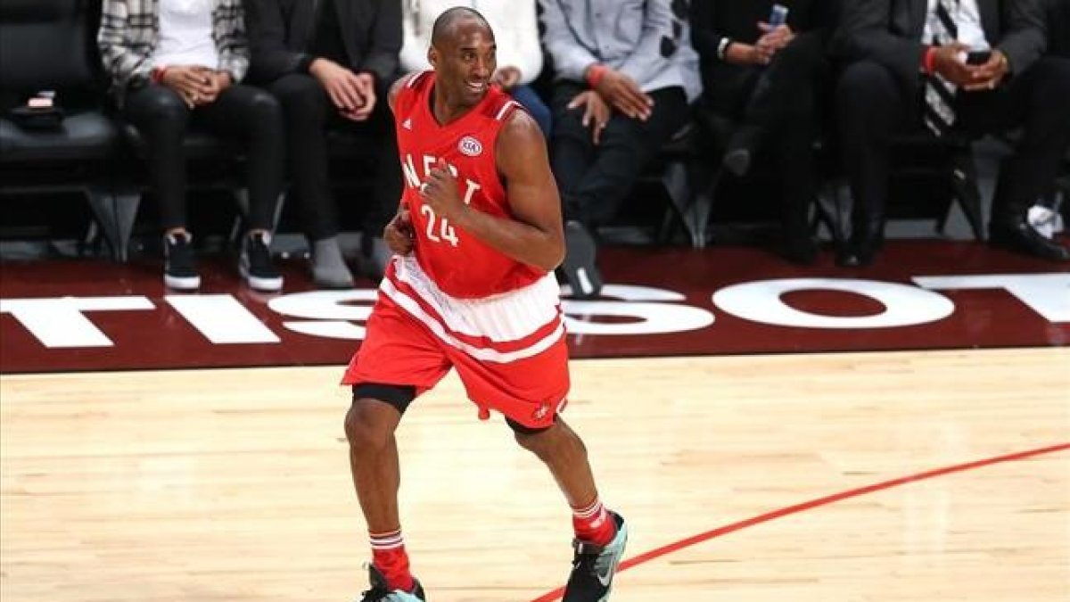 Kobe Bryant disputó su último All Star-AFP / VAUGHN RIDLEY
