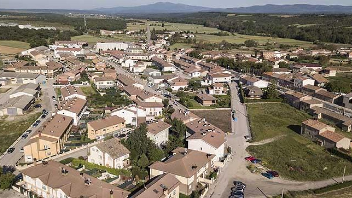 Panorámica a vista de pájaro del casco urbano de la localidad de Ibeas de Juarros-Israel L. Murillo