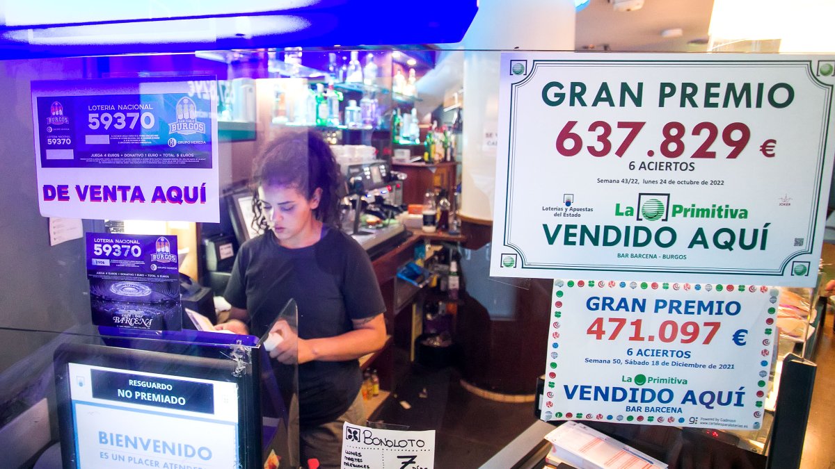 Bar Bárcena es una de las terminales que ha repartido premios del Sorteo de la Primitiva y usa terminal. TOMÁS ALONSO