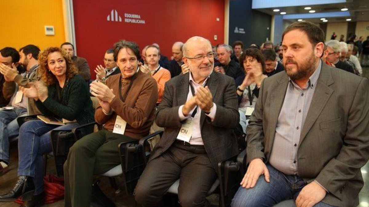 Oriol Junqueras interviene en el Consell Nacional de ERC, en su sede delante el partido.-Foto: RICARD CUGAT
