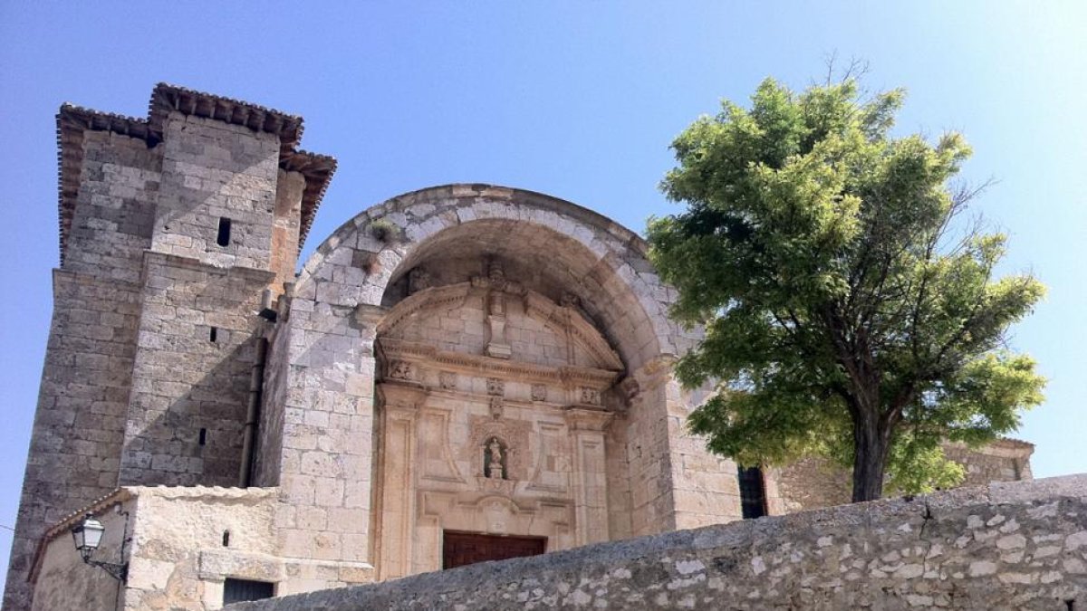 Iglesia de la Asunción en la localidad ribereña.-ECB