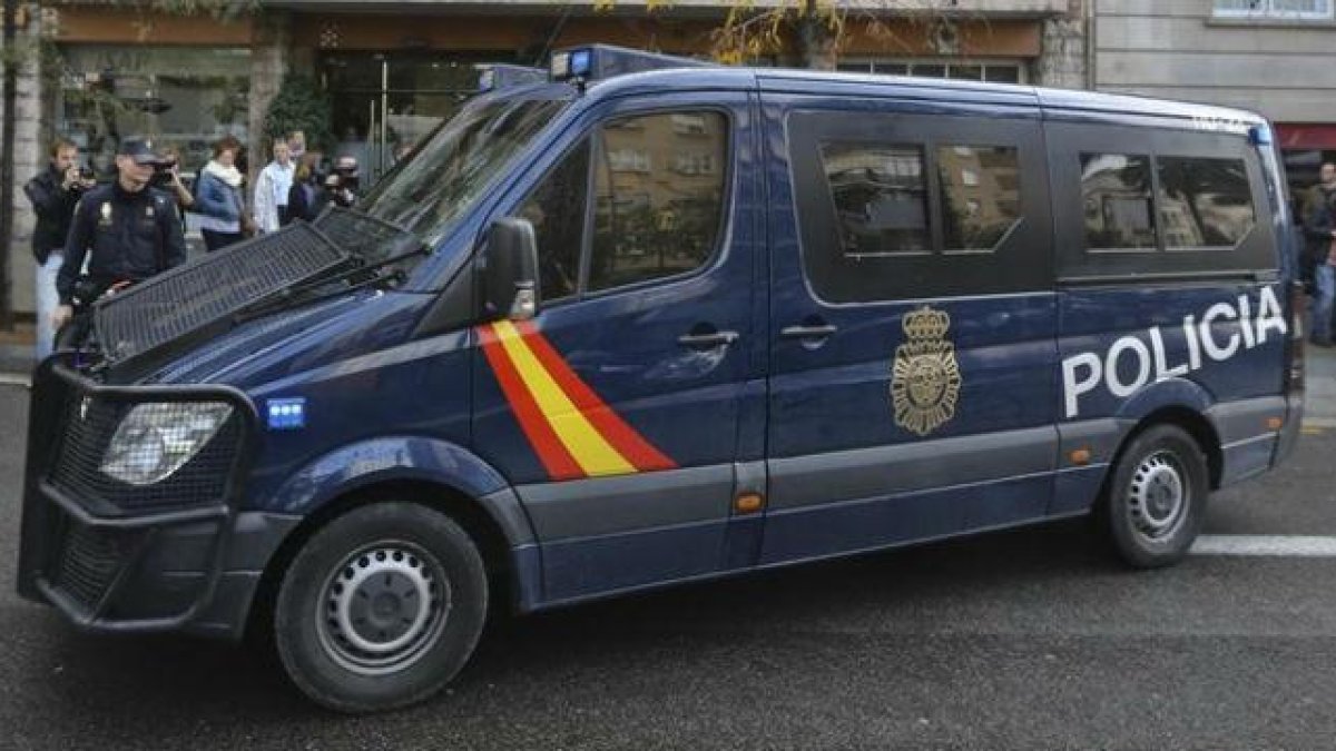 Vehículo de la Policía Nacional.-