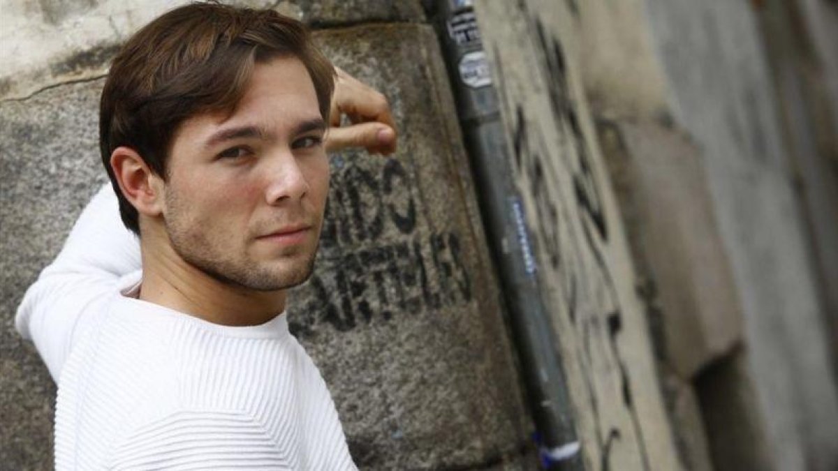 El actor Carlos Cuevas, que da vida a Marcos en la serie de TVE-1 'Cuéntame cómo pasó'.-AGUSTÍN CATALAN