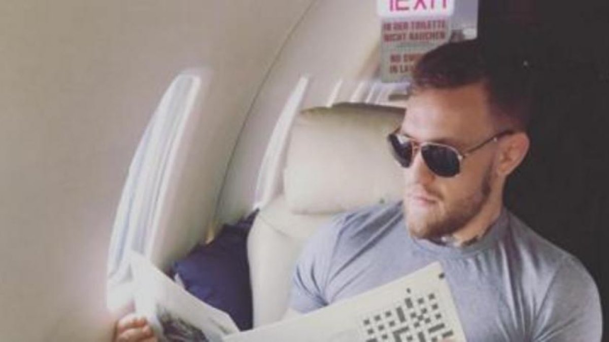 Conor McGregor no tuvo en cuenta los pequeños detalles en la foto.-INSTAGRAM
