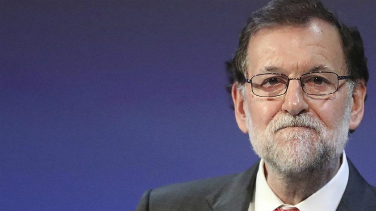 Mariano Rajoy confía en poder superar todas los obstáculos y aprobar los Presupuestos Generales del 2017 por la mínima.-