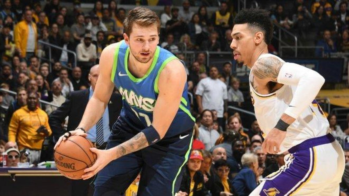 Luka Doncic en el partido contra los Lakers.-EFE