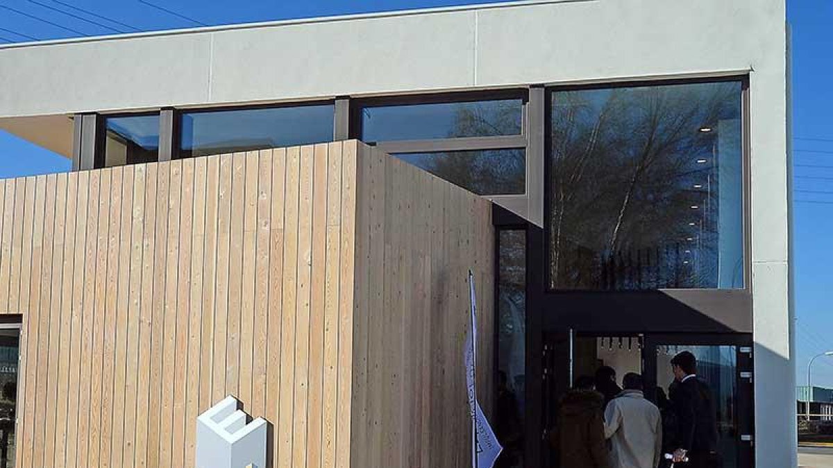 Imagen del ‘Espacio Futura’ creado por VEKA en el polígono de Villalonquéjar.-ICAL