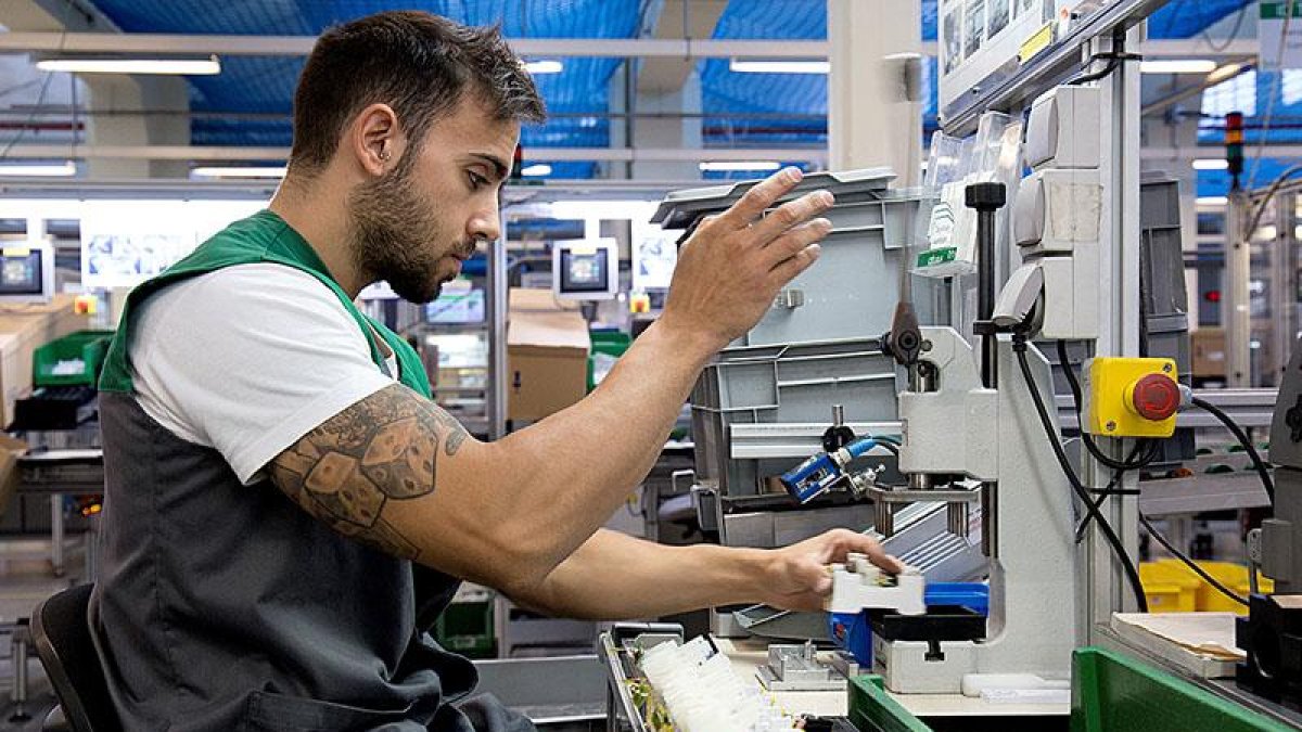 Imagen de uno de los beneficiarios del programa Incorpora.-ECB