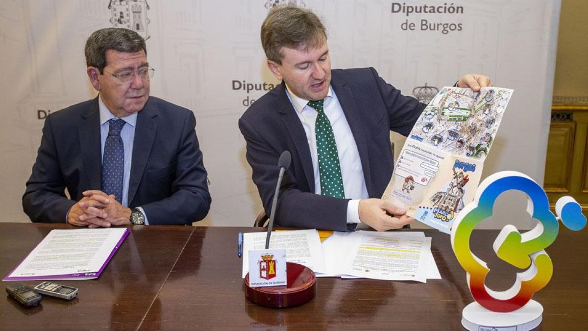 Javier Lacalle (dch.) y César Rico (izq.) detallaron los contenidos de la propuesta conjunta de promoción que desde mañana se dará a conocer en Madrid.-S. O.