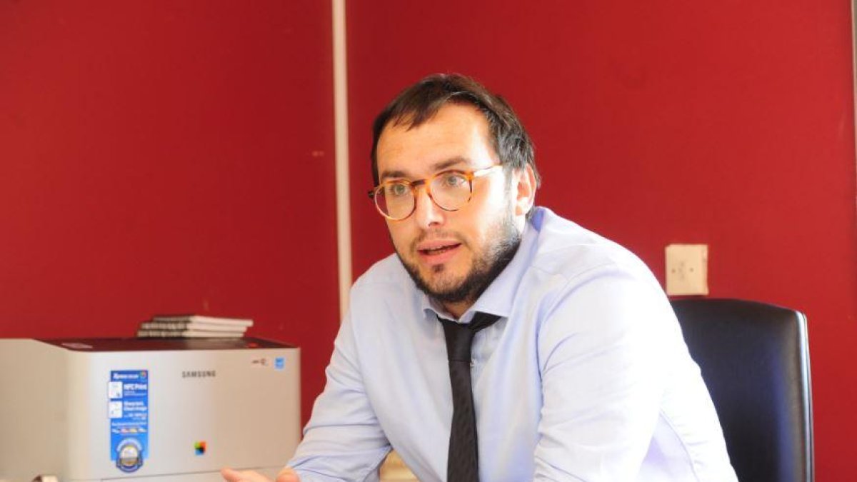 Luis Belli en su despacho de El Plantío.-ISRAEL L. MURILLO