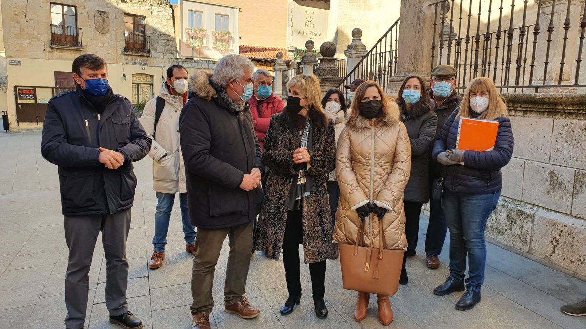Verónica Casado charla con José Ignacio Delgado y simpatizantes de Ciudadanos
