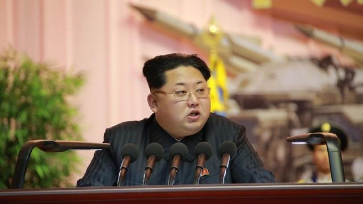 Kim Jong-un, durante un acto del Ejército, el pasado 5 de diciembre.-AFP / KNS