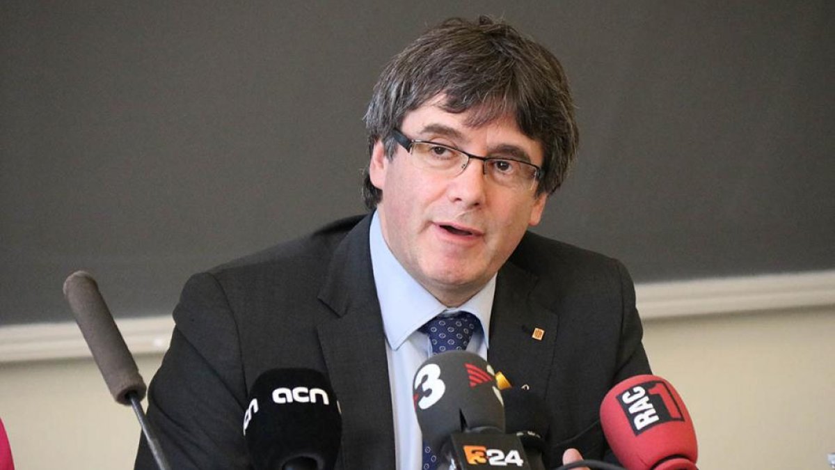 Carles Puigdemont.-/ BLANCA BLAY