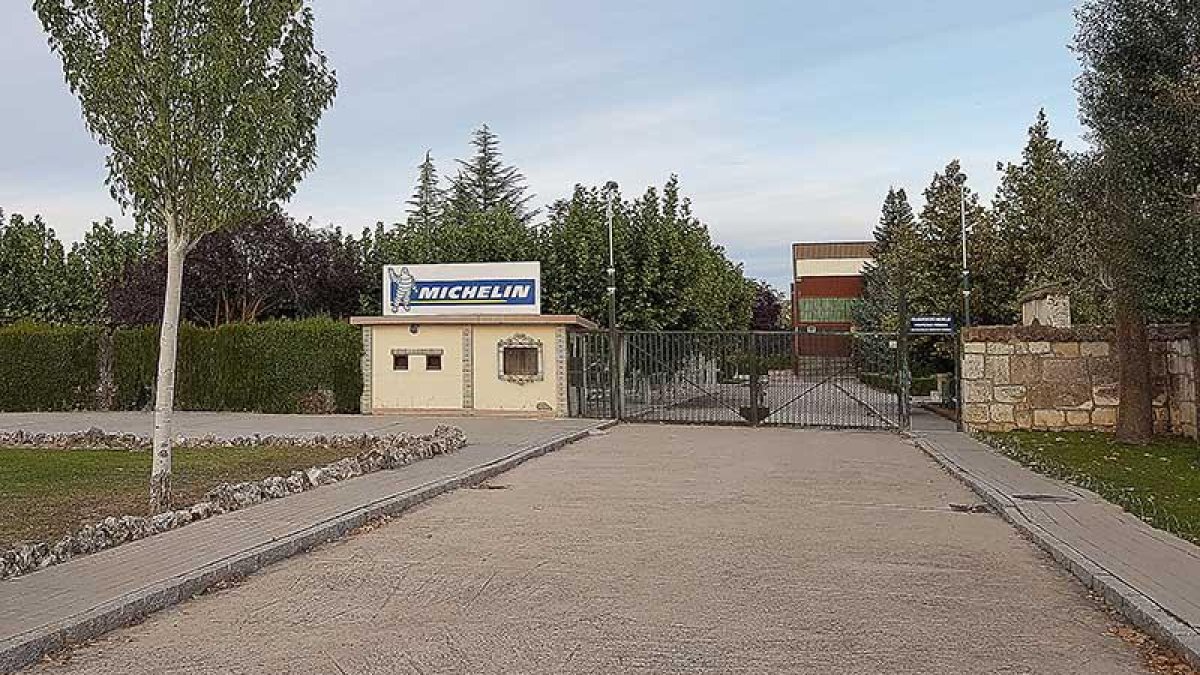 El complejo deportivo de la multinacional se inauguró a mediados de la década de los 70.-L.V.