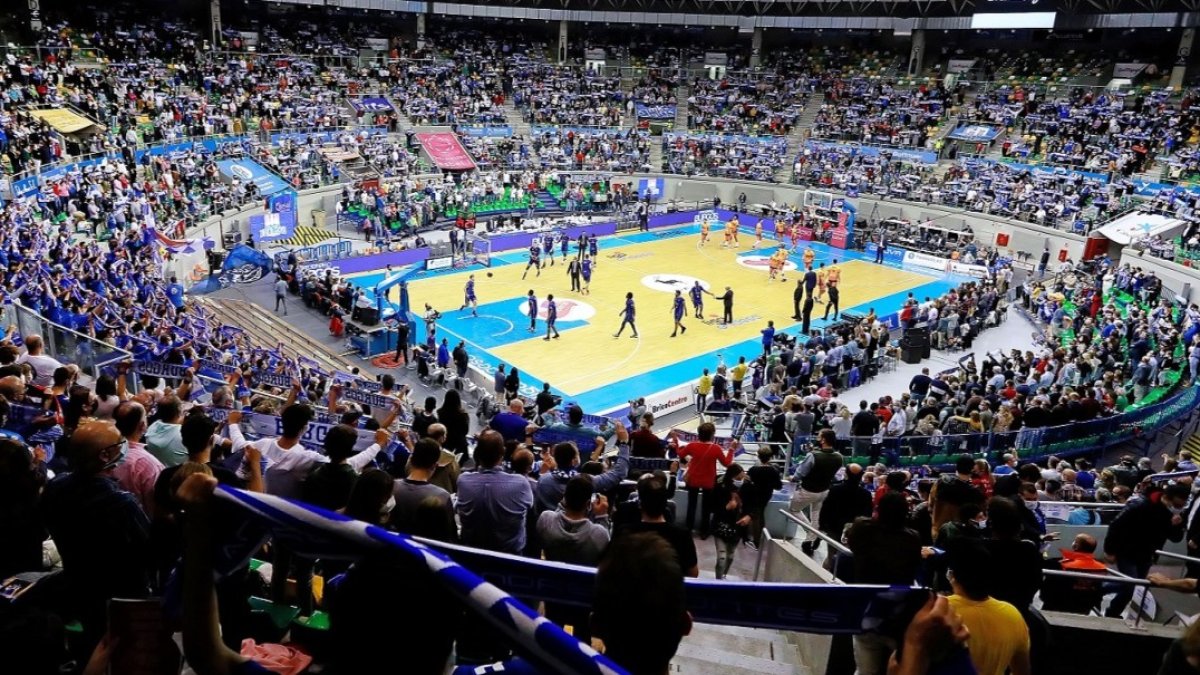 Imagen del Coliseum un día de partido. SANTI OTERO