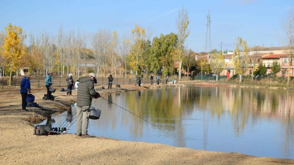 El lago del museo Pisórica es una de las novedades de la feria donde habrá también talleres de cebos, pesca y 2 acuarios.-ECB