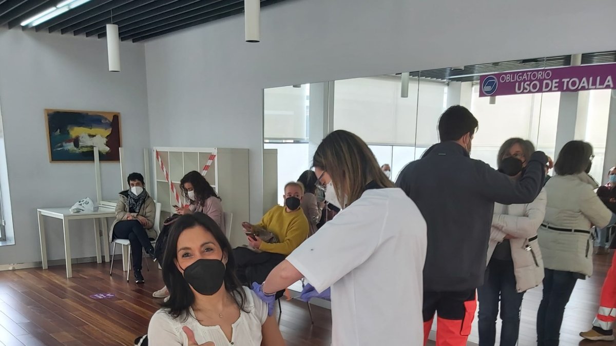 Imagen de la vacunación a farmacéuticos