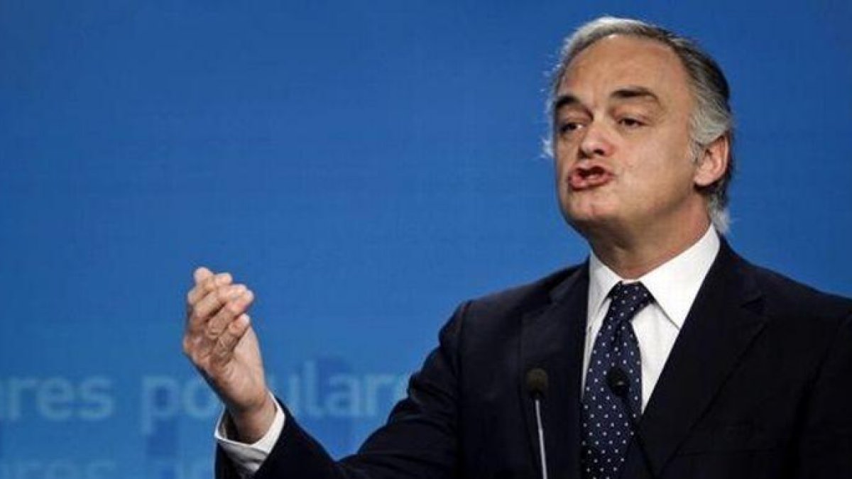 El dirigente del PP Esteban González Pons, en la sede del PP, en una foto de archivo.-EFE / EMILIO NARANJO