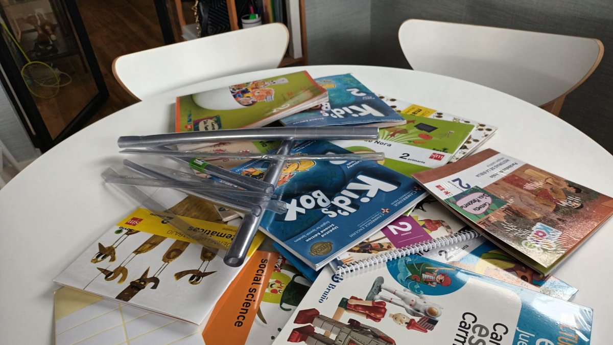 Pese a ser nuevos, estos libros se tirarán a la basura en junio