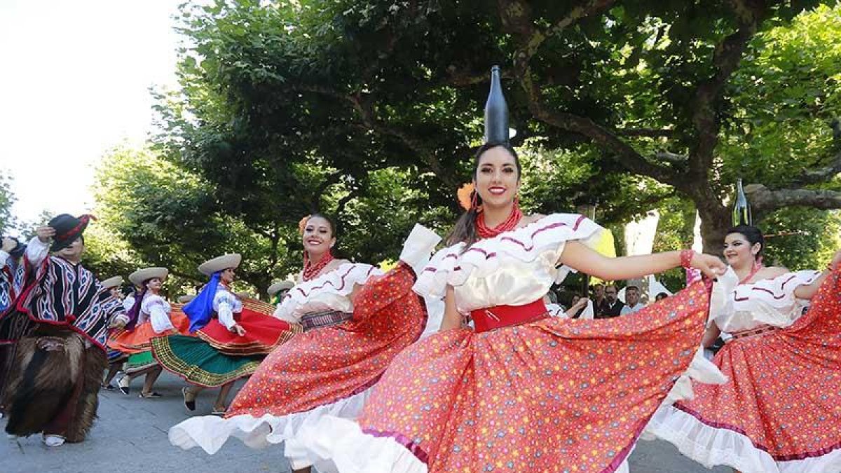 El folclore volverá a teñir de color las calles.-Raúl Ochoa